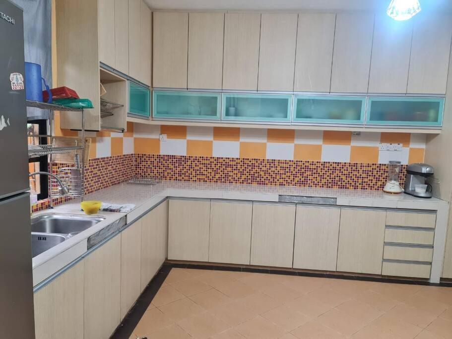 Uncle Noh Staycation Muslm Friendly, Desa Pinggiran Putra, Putrajaya Каджанг Екстериор снимка